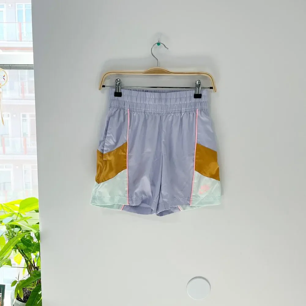 Nike Heritage Kid's Purple Woven Workout Shorts Size Medium